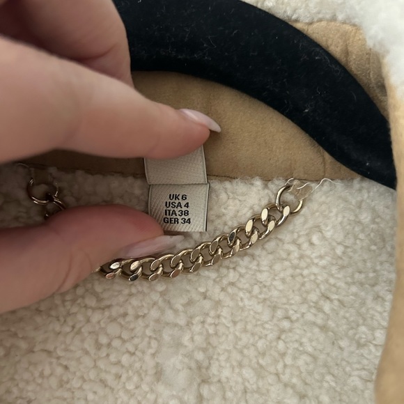 Burberry coat authentic - Picture 4 of 7